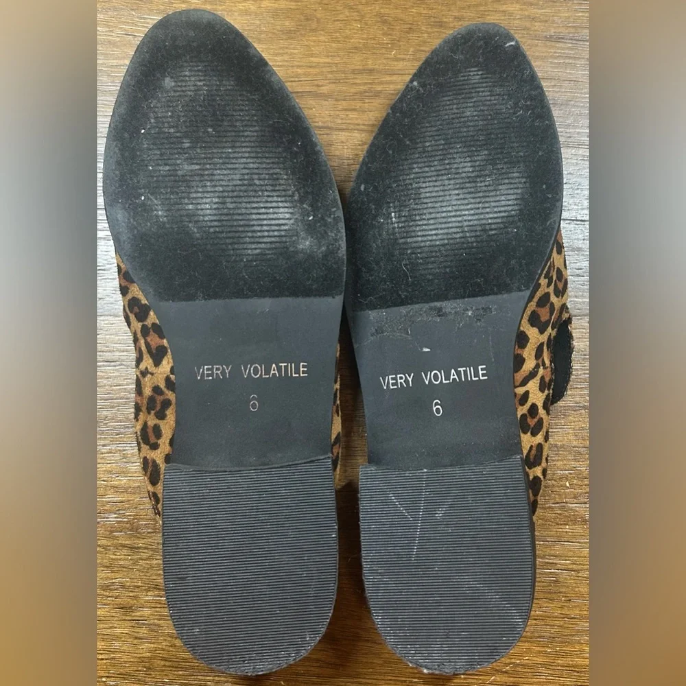 Very Volatile Los Angeles Size 6 Leopard Print Mules - Picture 5 of 5
